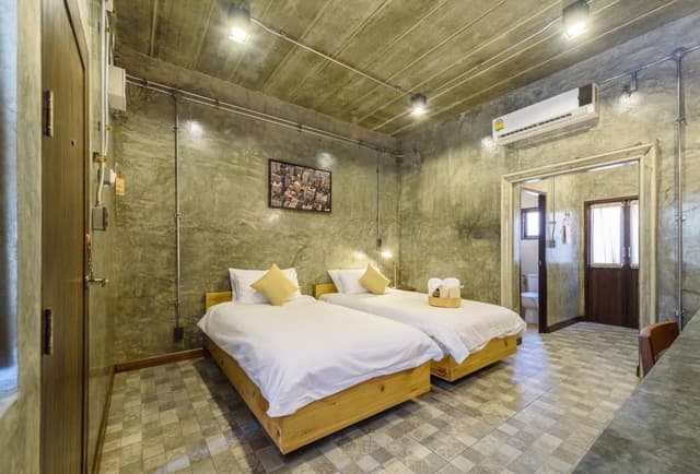 Deluxe Twin Room