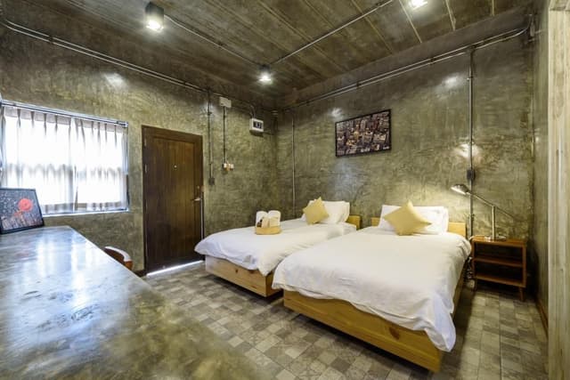 Deluxe Twin Room