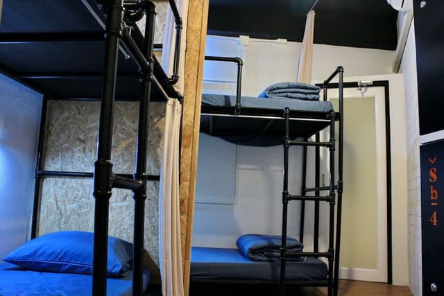 Basic 4 Bed Female Dorm