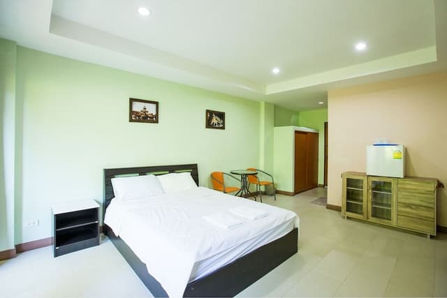 Standard Single Bed