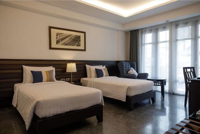 Superior Room with City View