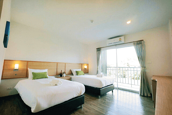 Standard Twin Room