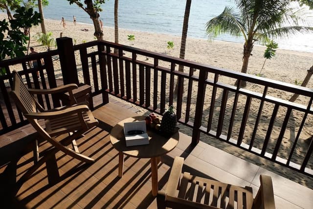 Villa (Beach Front)