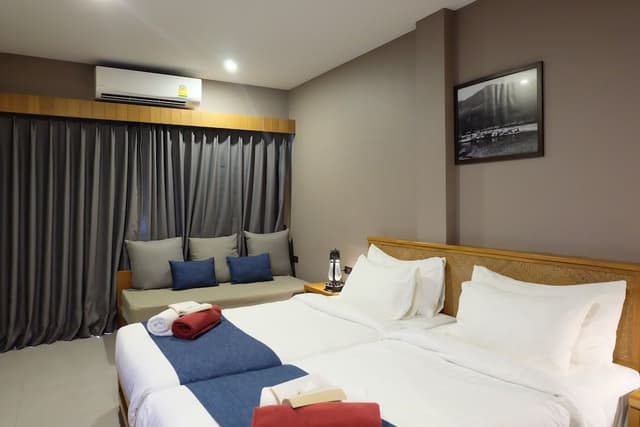 Deluxe Double Room, Garden View