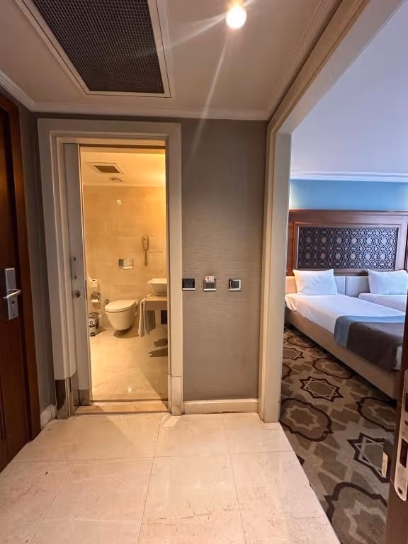 Standard Twin Room