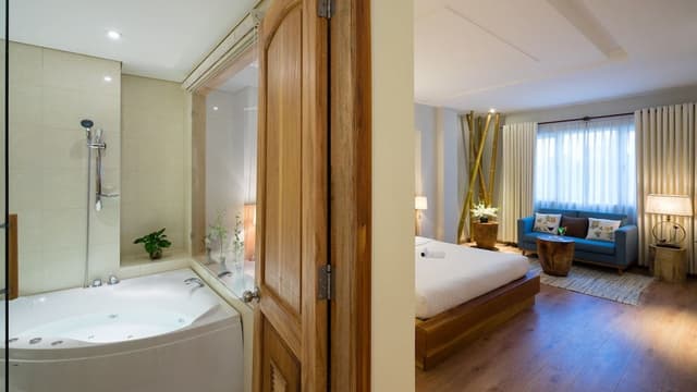 Suite King Bed with afternoon tea