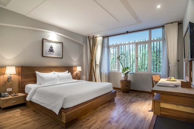 Suite King Bed with afternoon tea