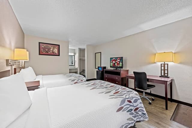 Deluxe Room, 2 Double Beds, Smoking