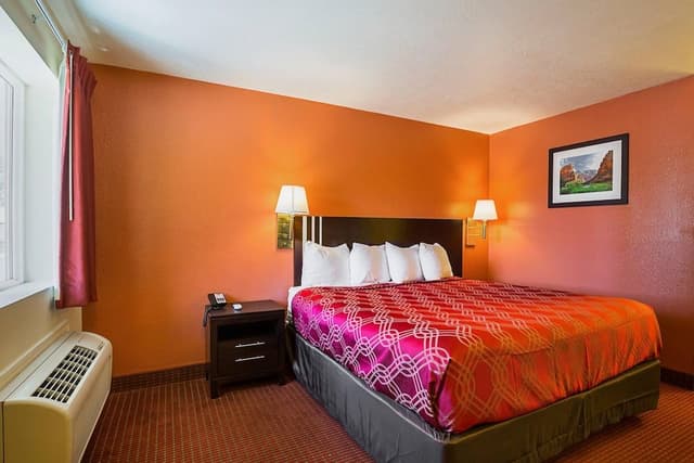 Room, 1 King Bed, Accessible, Non Smoking