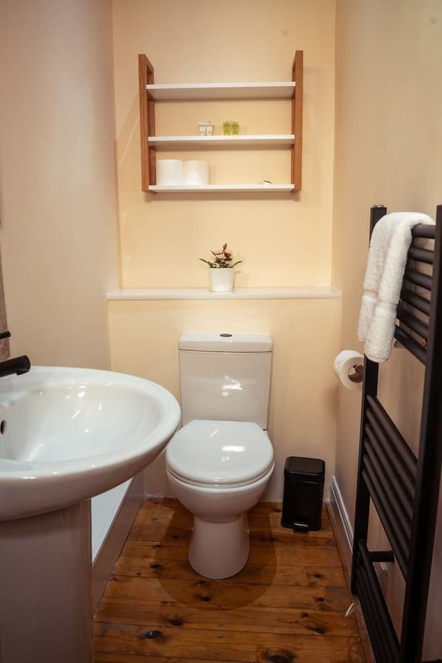 Double Room (Room 3)