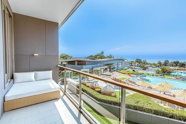 Suite, Sea View (The SIS Suite )