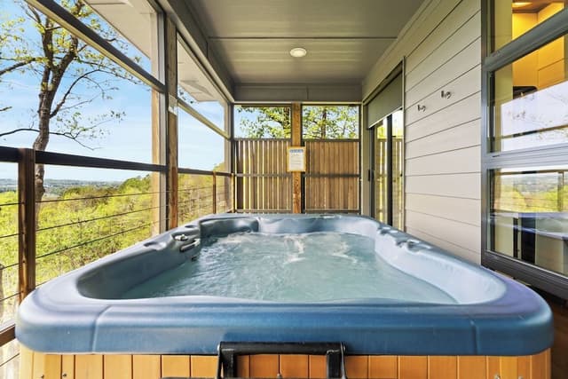 Panoramic Cabin, Mountain View