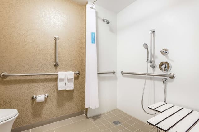 Room, 2 Double Beds, Accessible, Bathtub