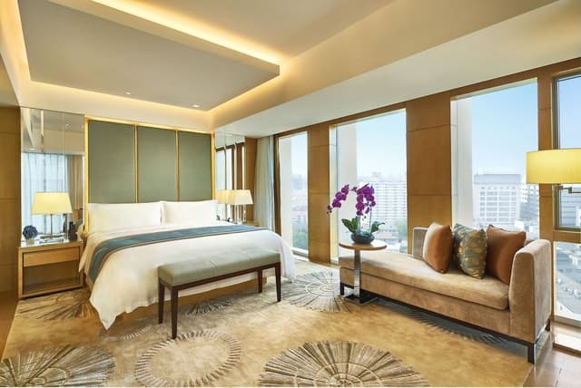 Premier Suite