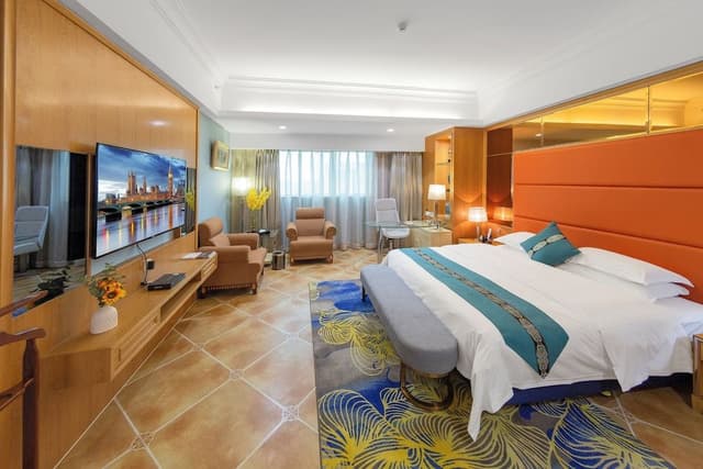 Deluxe Suite
