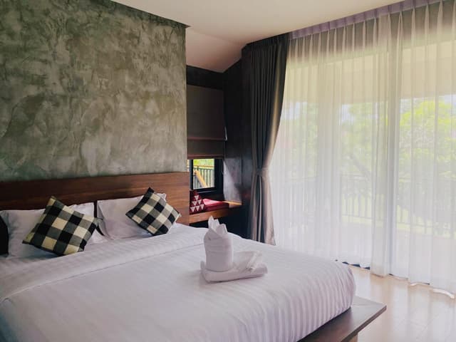 Superior 1 King Bed