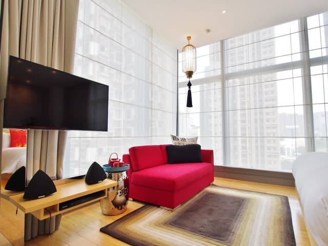 Premium Room, 1 King Bed