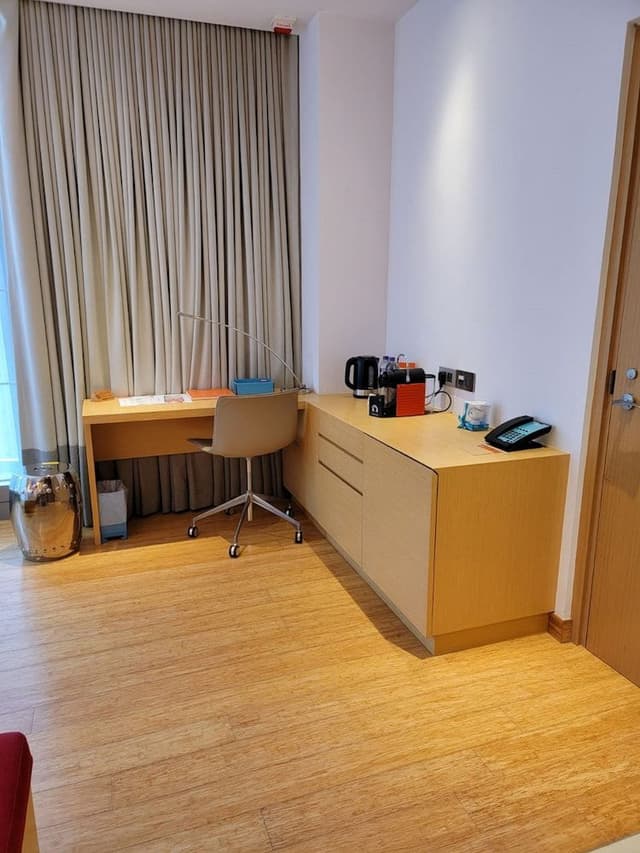 Premium Room, 1 King Bed, Accessible