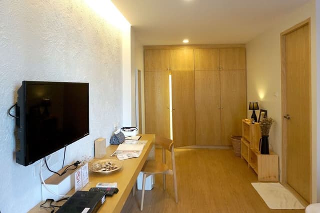 Deluxe Room, 1 Bedroom, Private Bathroom, City View