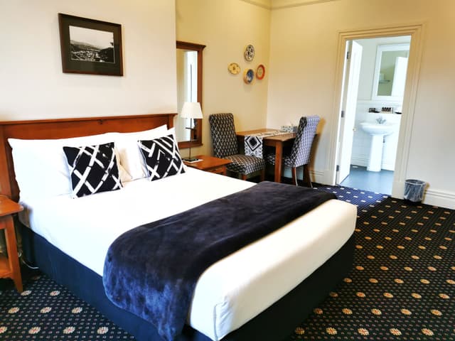 Deluxe Family Suite