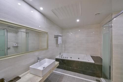 Dubai Hotel (Dubai Hotel (Korea Quality))2