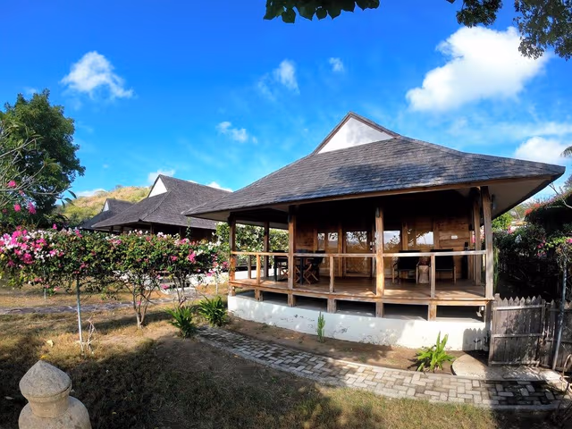 Beachfront Villa Kecil