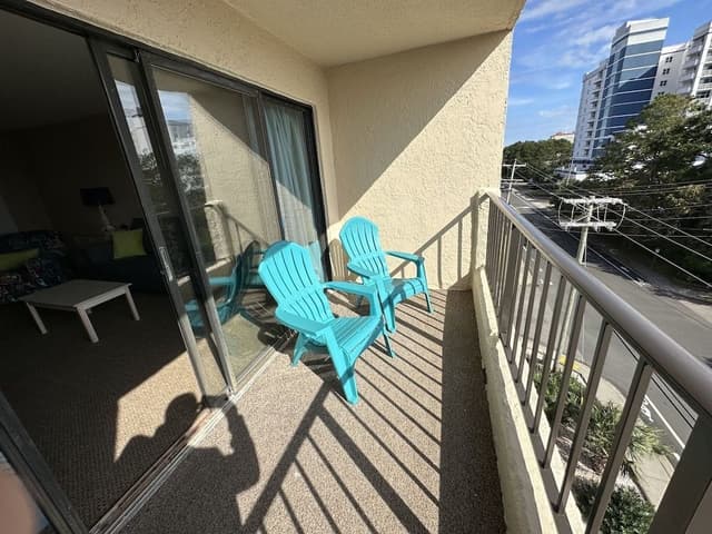 Condo, 2 Bedrooms