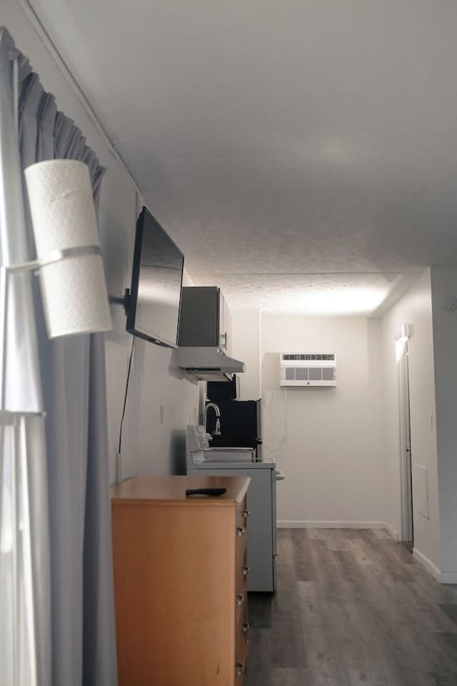 Standard Room, 1 King Bed, Kitchen, Ocean View