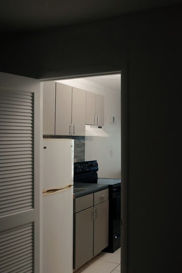 Standard Room, 1 King Bed, Kitchen, Ocean View