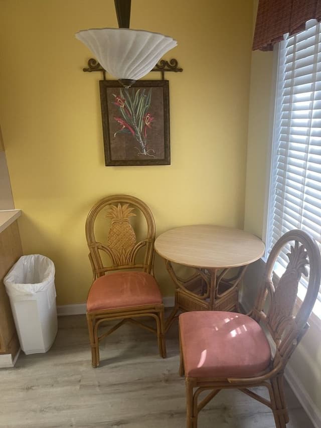 Condo, 2 Bedrooms