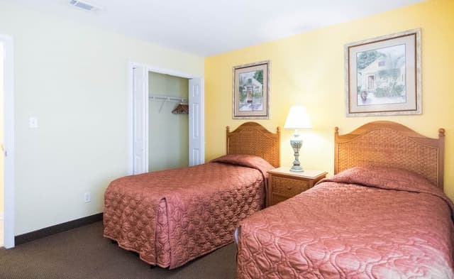 Condo, 2 Bedrooms