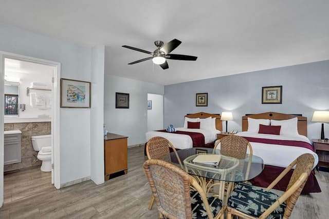 Superior Double Room, Men only