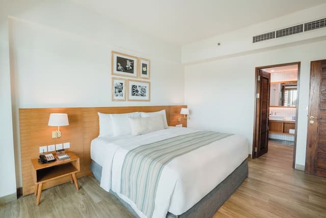 One Bedroom Suite with kitchenette