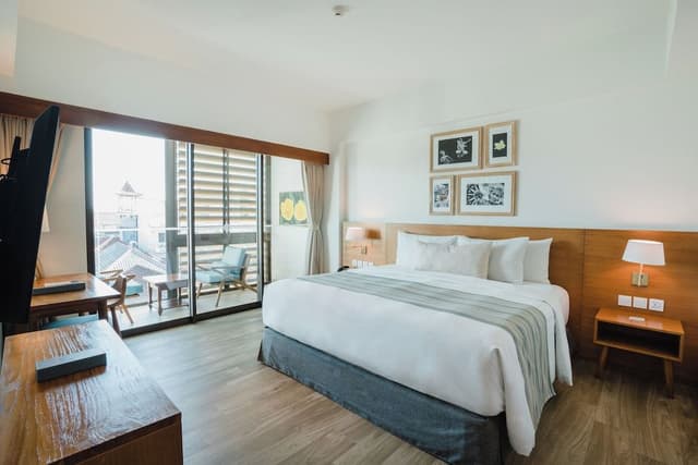 One Bedroom Suite with kitchenette