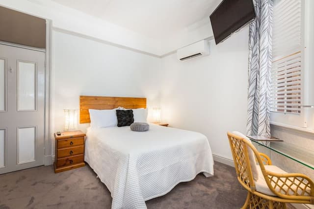 Premier Double Room, 1 Queen Bed, City View