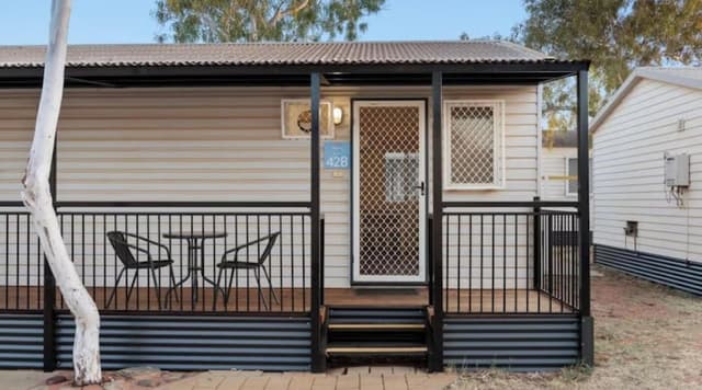 Standard Studio Cabin - Queen