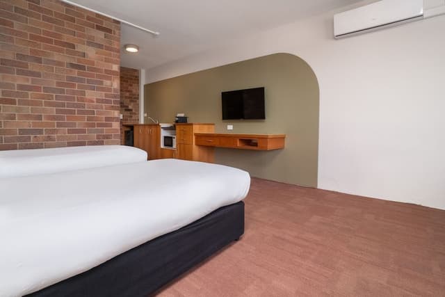 One Bedroom Apartment
