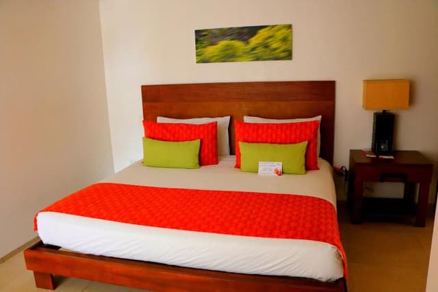 Sunset View With Queen Bed