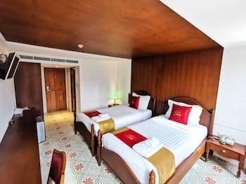 Superior Twin Room