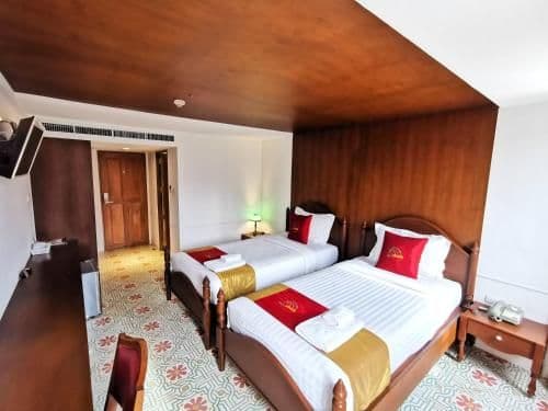 Superior Twin Room