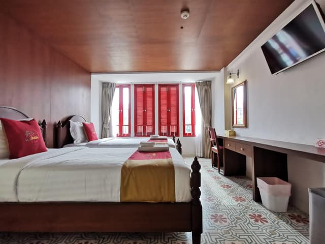 Superior Twin Room