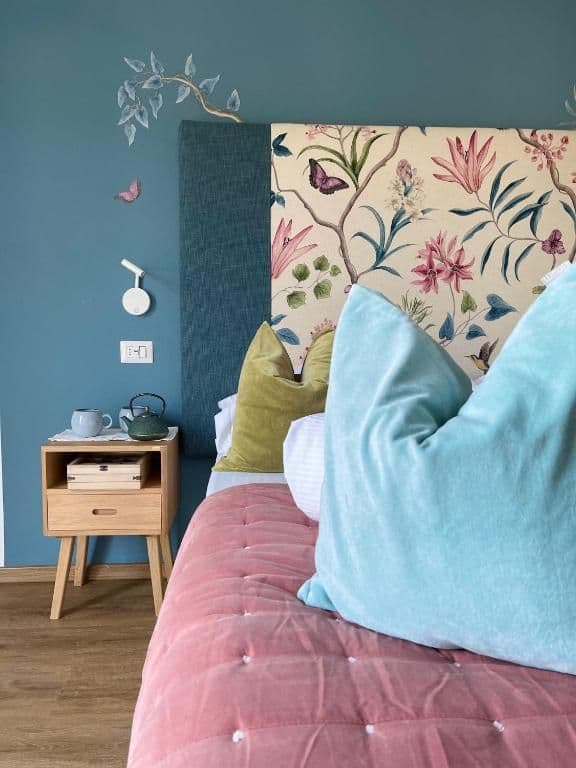 The Two-Ambience Junior Suite