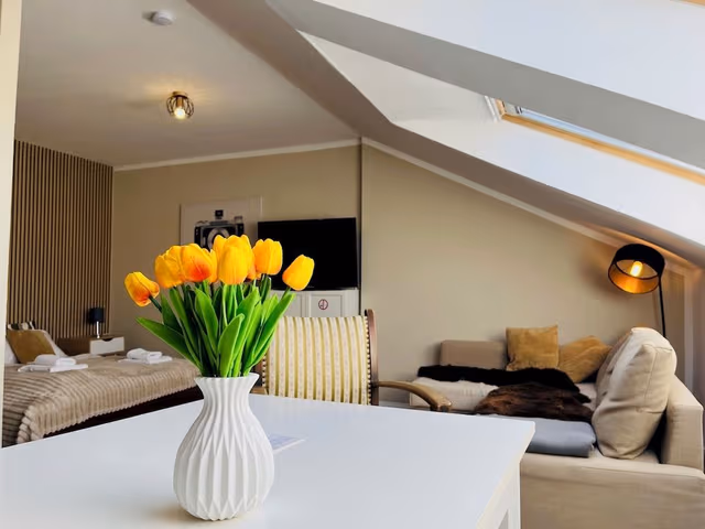 Classic Condo (F3)