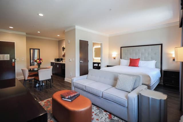 King Room