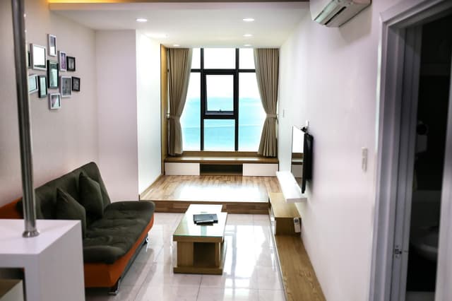1-Bedroom Sea View Apartment with Double Bed