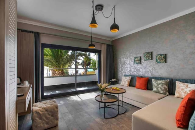 Deluxe Suite Sea View