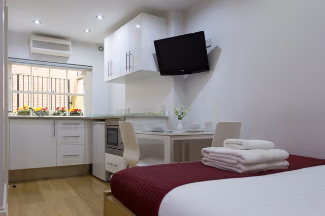 Small Lower Ground Floor Studio