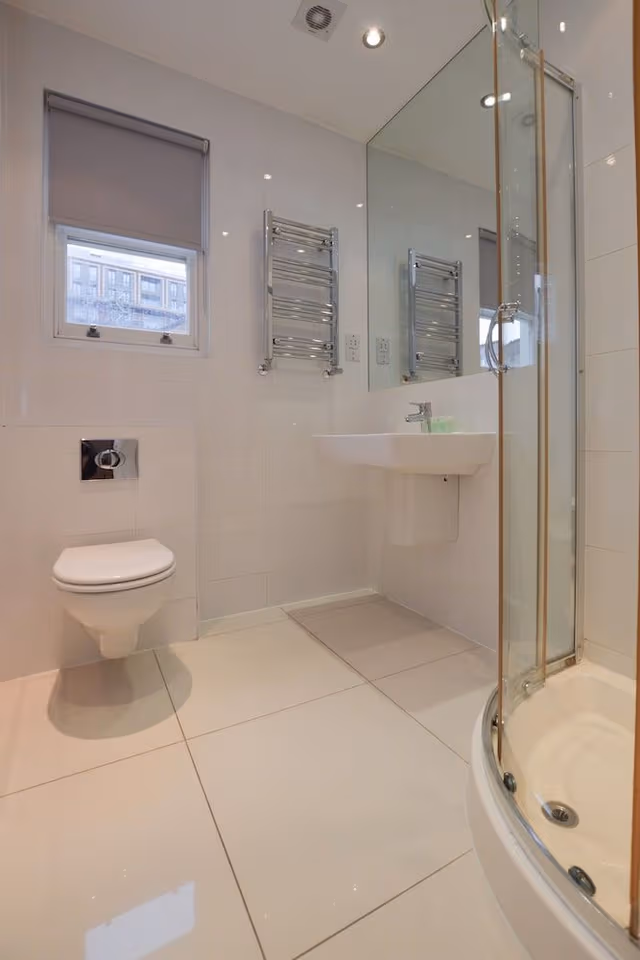 Small Lower Ground Floor Studio