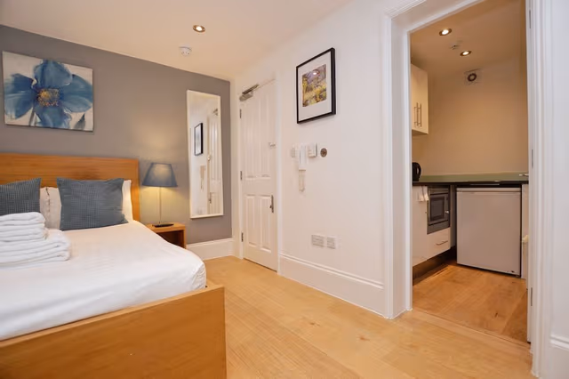 Lower Ground floor Standard Studio
