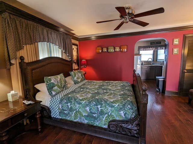 Executive Suite